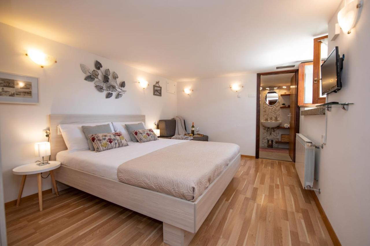 Apartment Amalia Volosko Opatija Exterior photo